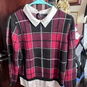 Women’s plaid sweater